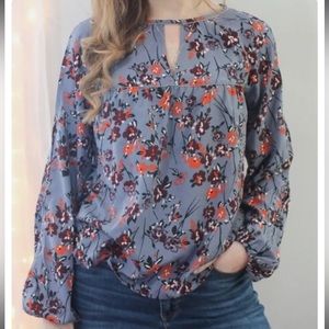 Abercrombie and Fitch dusty blue floral cold shoulder, medium. EUC